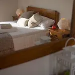 Laneez Surf House Ericeira