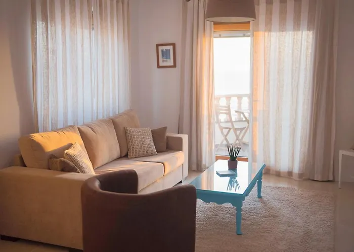 Laneez Surf House Ericeira