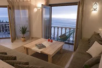 Laneez Surf House Ericeira