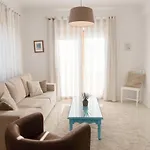 Laneez Surf House Эрисейра