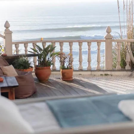 Laneez Surf House Ericeira