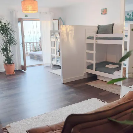 Laneez Surf House Hostel Ericeira