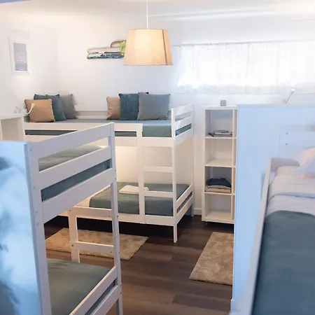 Laneez Surf House Хостел *