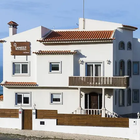 Laneez Surf House Эрисейра