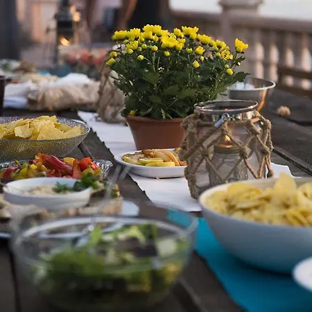 Hostel Laneez Surf House *