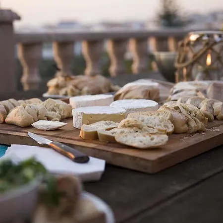 Laneez Surf House Hostel *