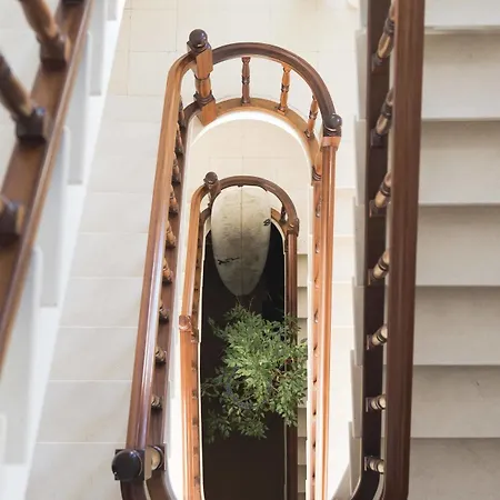 Laneez Surf House * Эрисейра