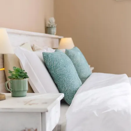 Хостел Laneez Surf House *