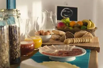 Laneez Surf House Эрисейра